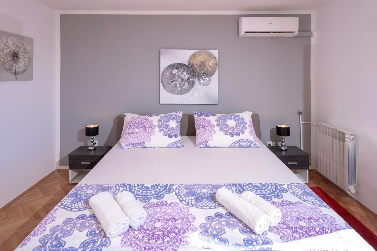 Apartment M&m - Zf Hvar *