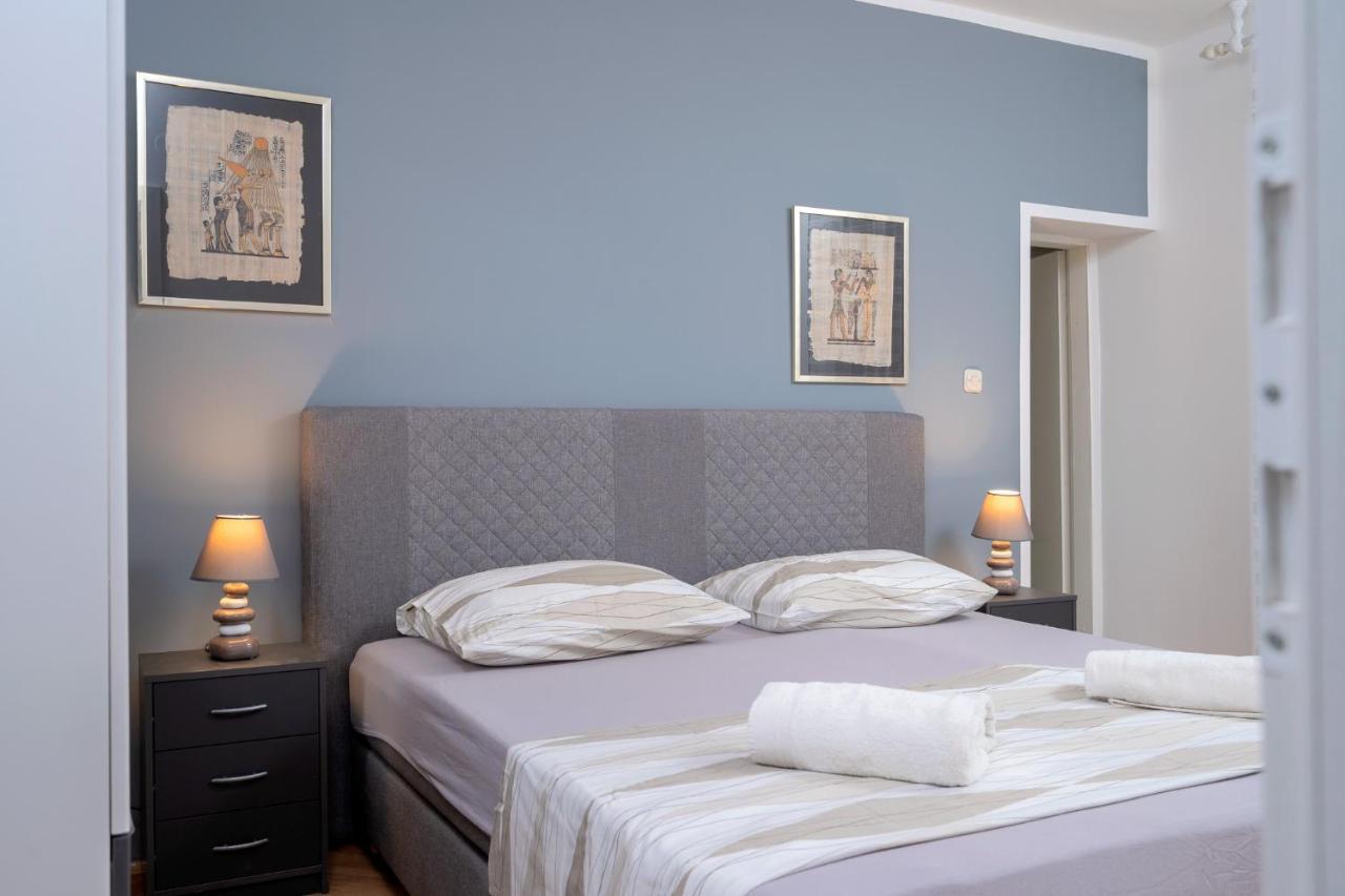 Apartment M&m - Zf Hvar *