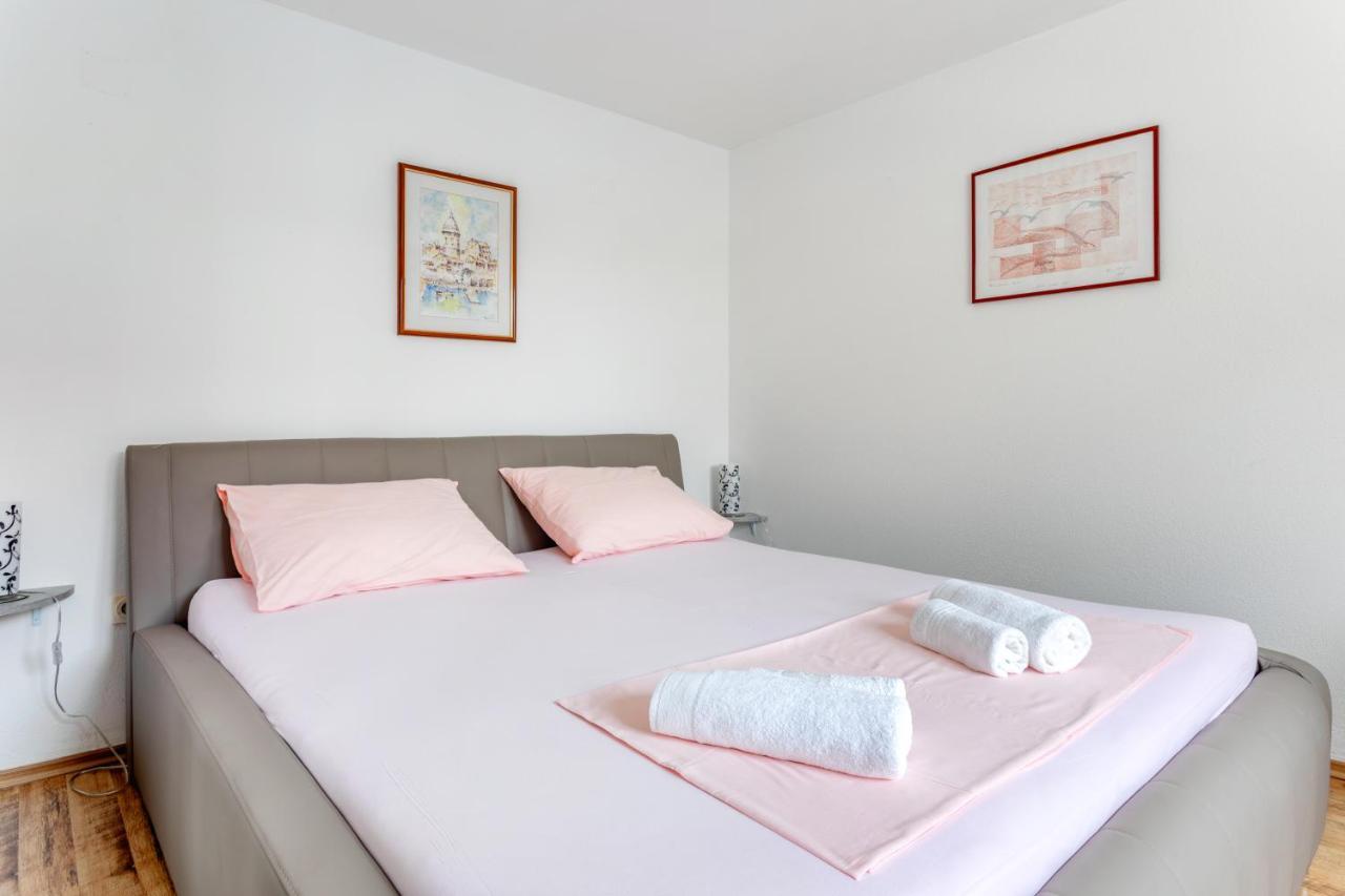 Apartment M&m - Zf Hvar