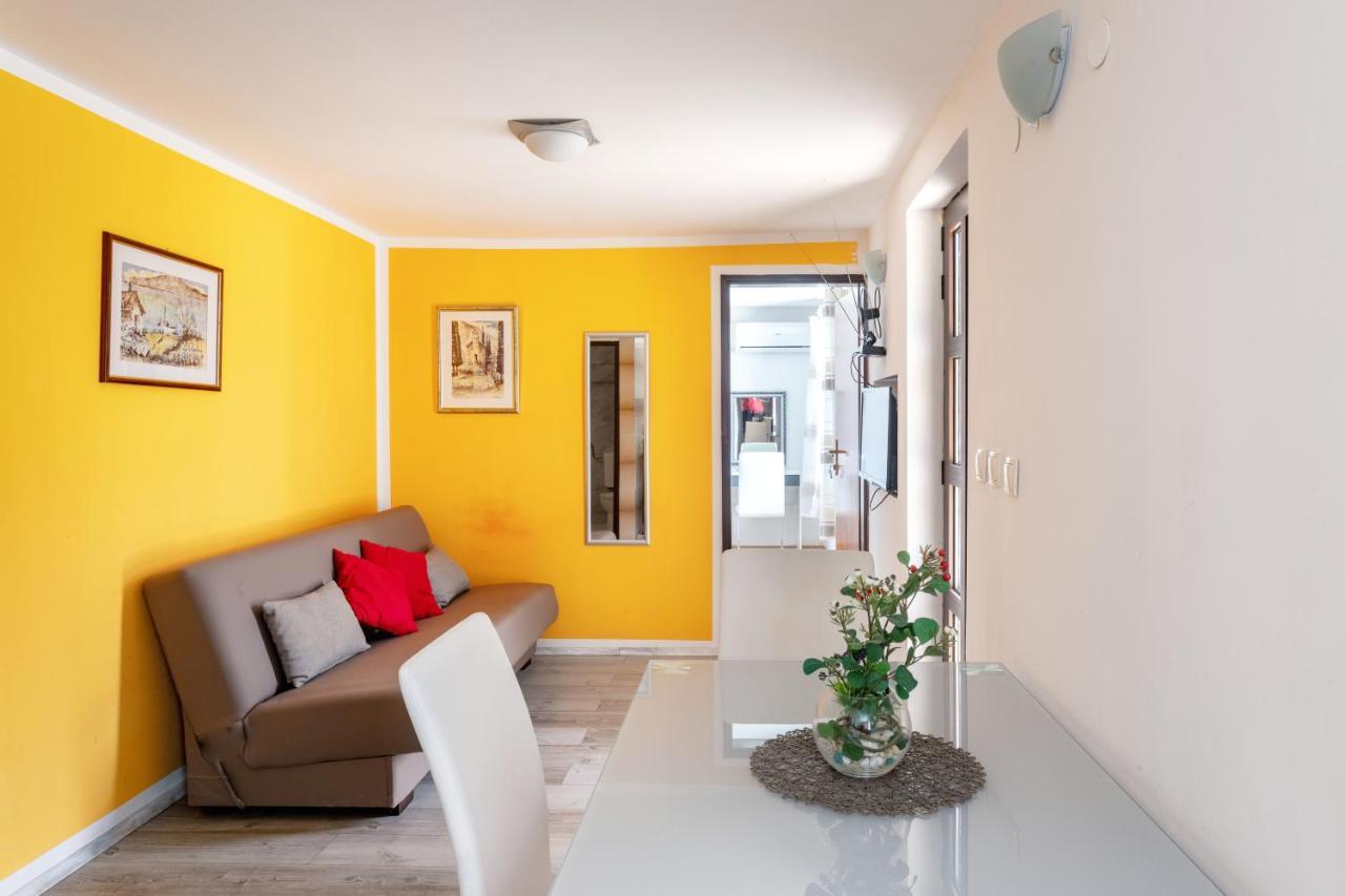 Apartment M&m - Zf Hvar
