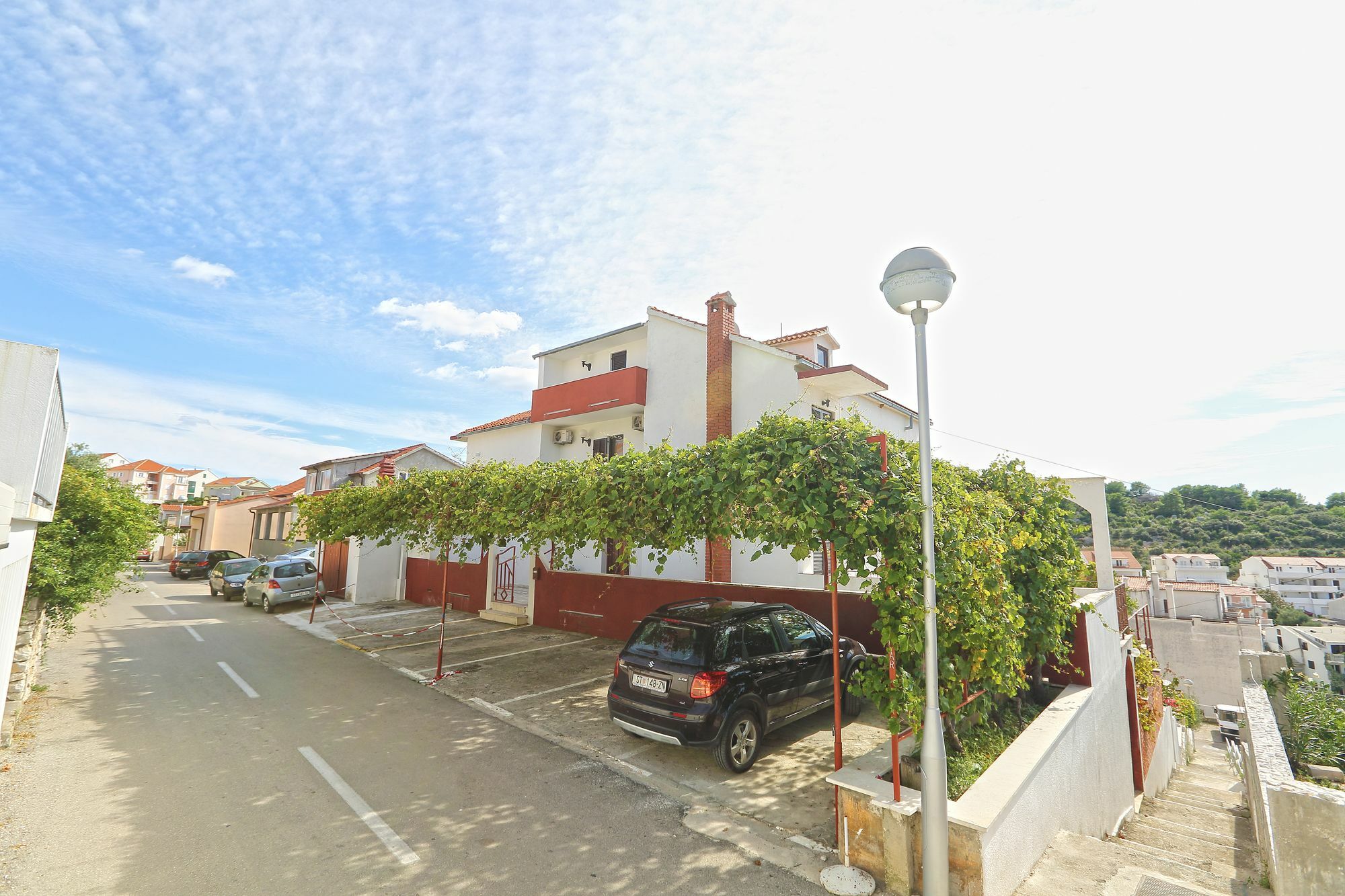 M&m - Zf Hvar
