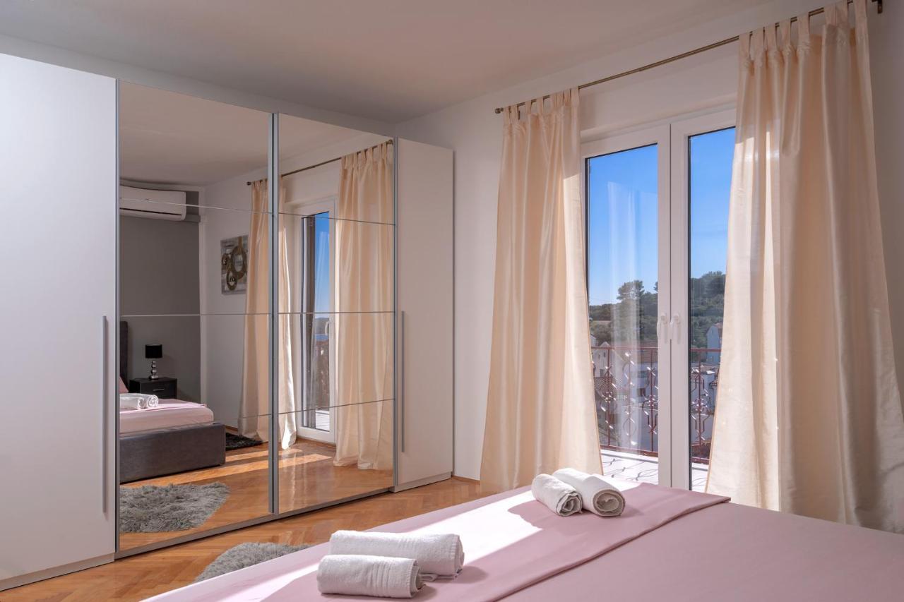 M&m - Zf Hvar Apartment *