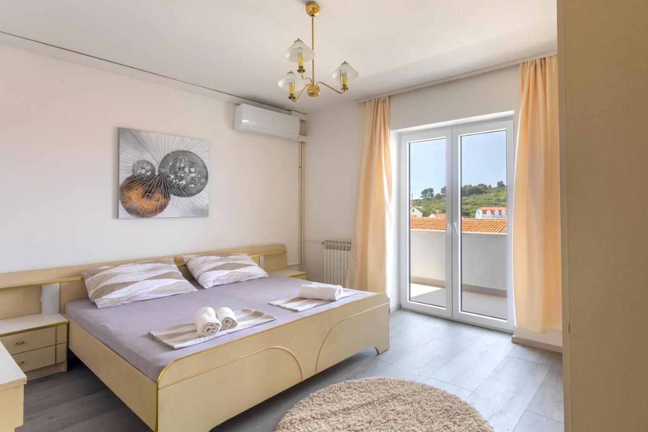 M&m - Zf Hvar Appartement *