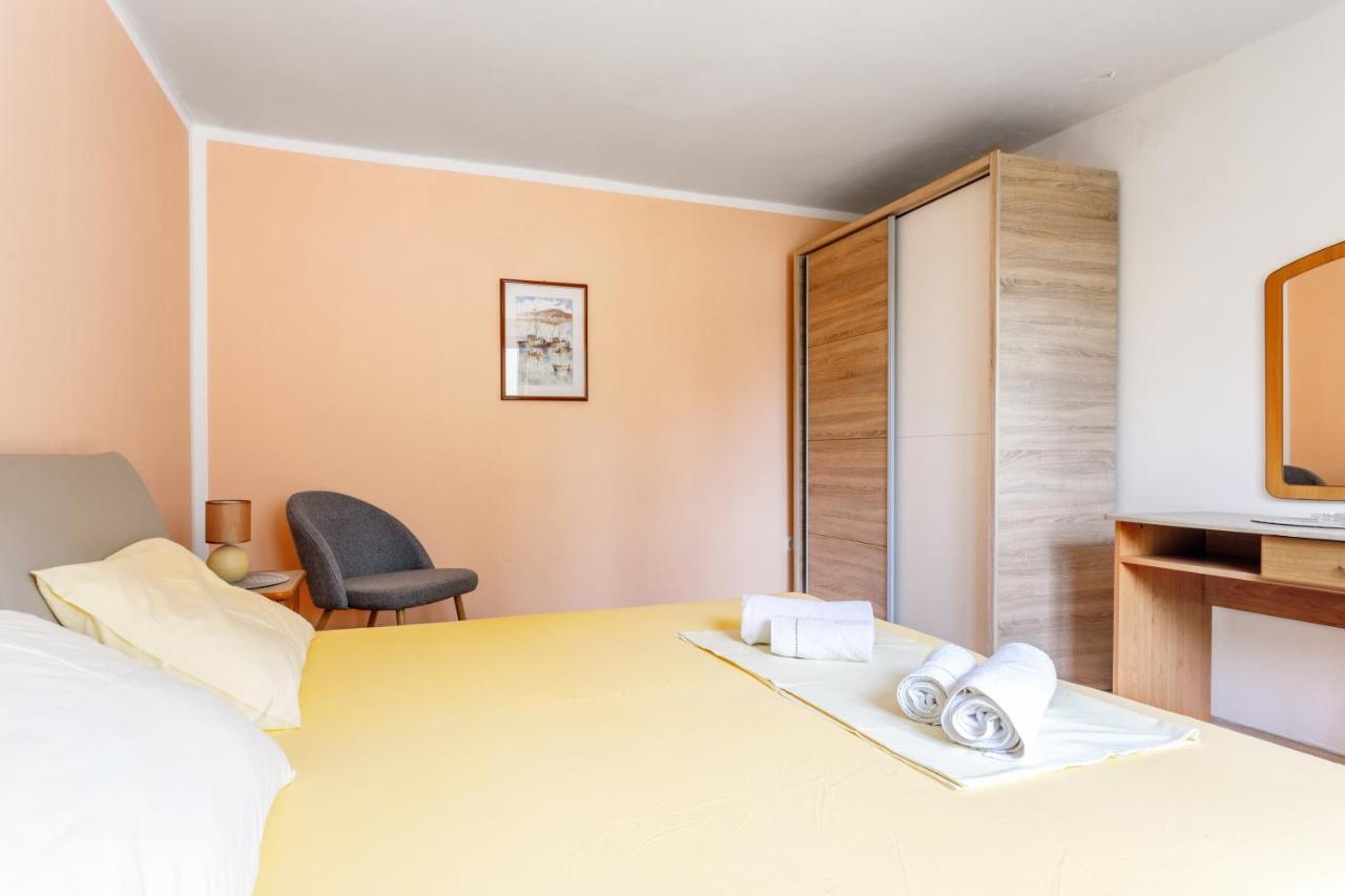 M&m - Zf Hvar Apartment *