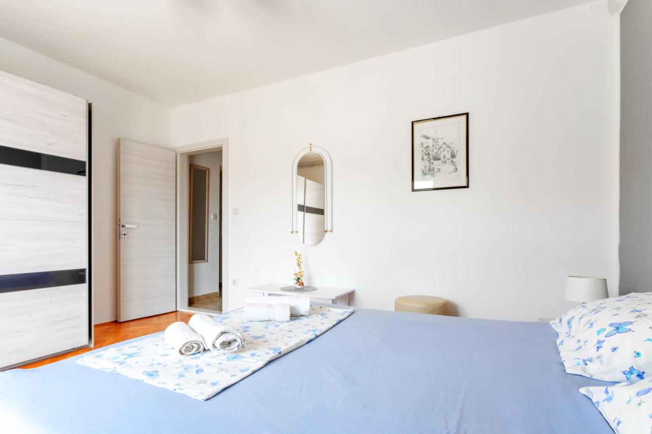 M&m - Zf Hvar Apartment *